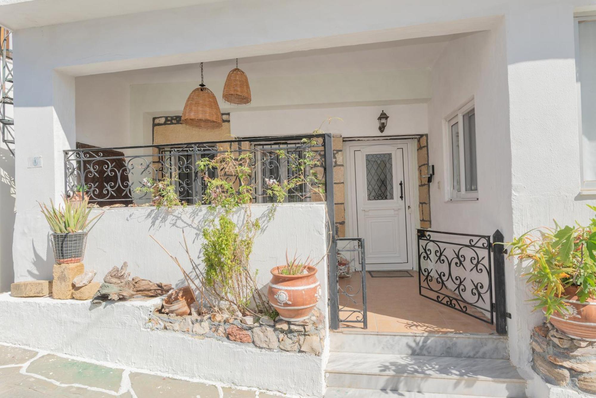 Philoxenia Traditional House Pastida Exterior photo