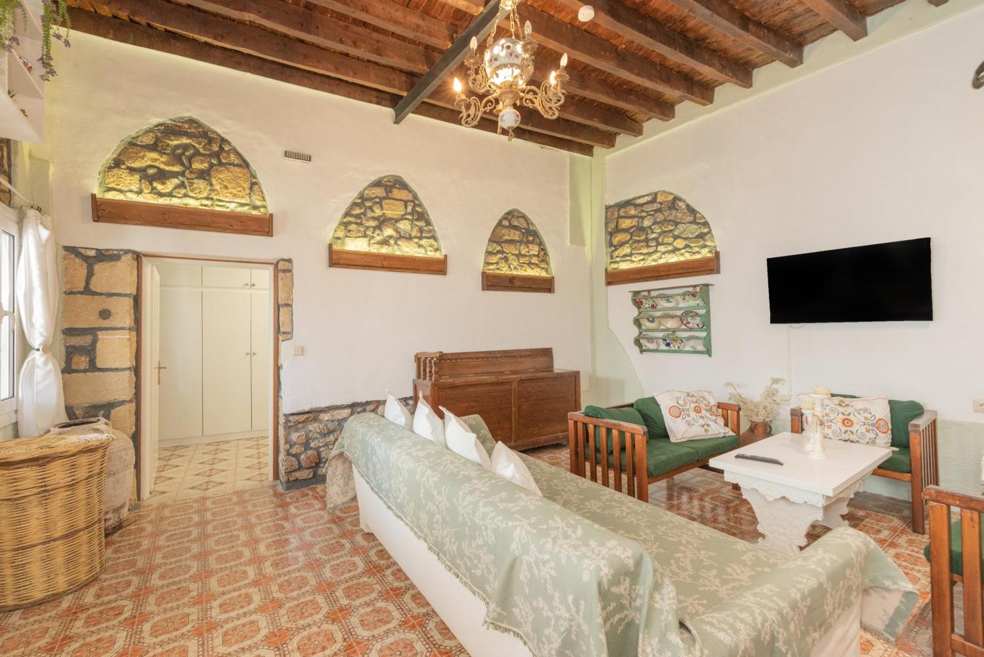 Philoxenia Traditional House Pastida Exterior photo